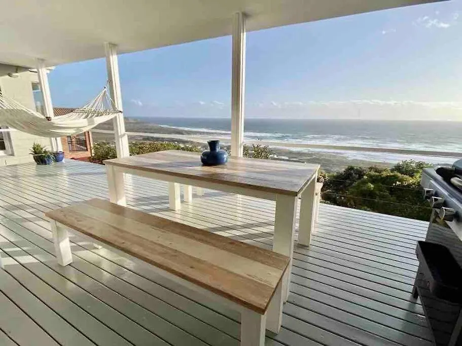 Hilltop Haven In Scarborough Conservation Village Le Cap